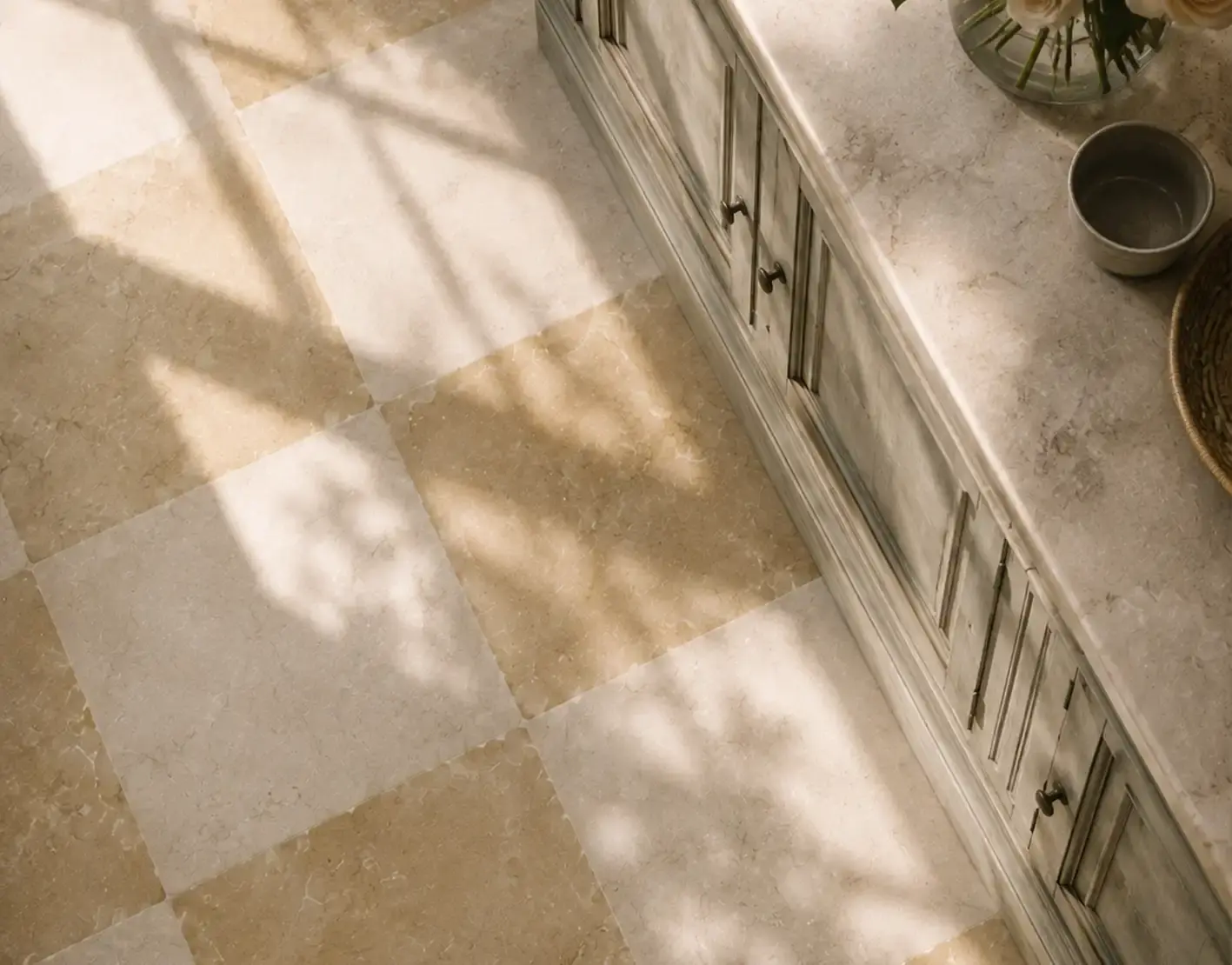 Provence Beige and Belgian Blonde Stone 16×16 ancient-finish floor